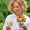 Freshcut Paper Pop Up Cards, Mini English Daffodils, 6 Inch Mini Sized Forever Flower Bouquet 3D Popup Greeting Cards, Birthday Cards, Get Well Gifts, Blank Notecard & Envelope(Sorbet Roses)