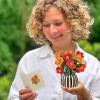 Freshcut Paper Pop Up Cards, Mini Sunflowers, 6 Inch Mini Sized Forever Flower Bouquet 3D Popup Greeting Cards, Birthday Cards, Get Well Gifts, Blank Notecard & Envelope(French Blooms)